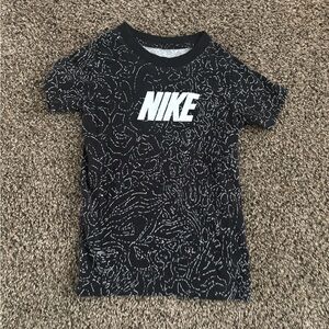 Boys Short Sleeveved Nike T Shirt